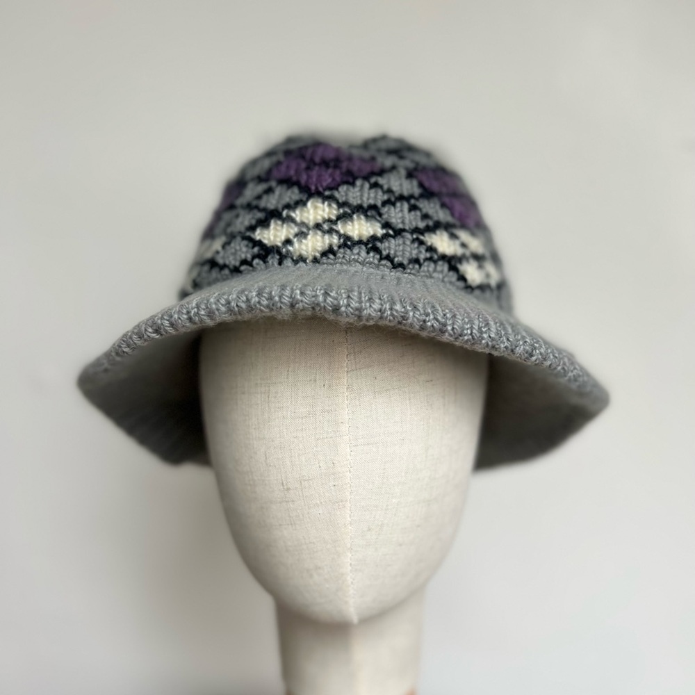 Vintage Argyle Knit Bucket Hat - Picture 3 of 5